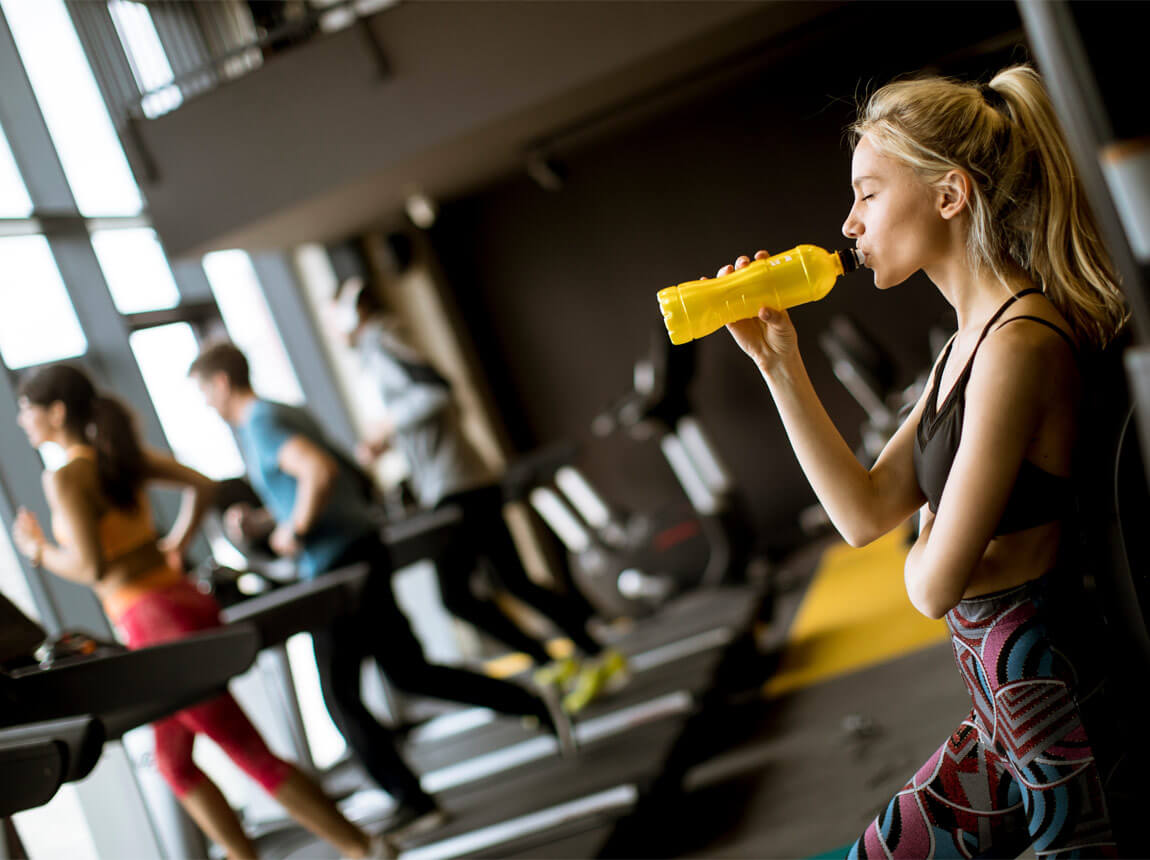 pití u žen - sacharidy, trénink 