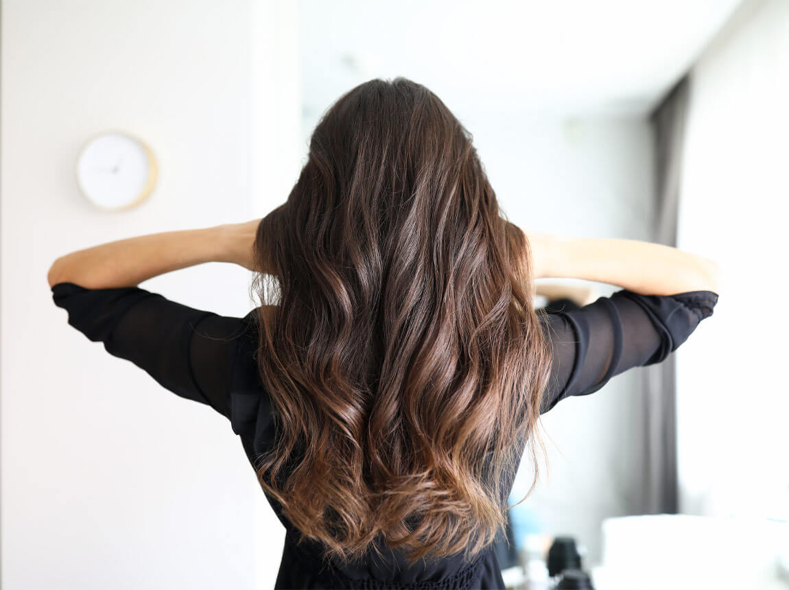 žena - krásné vlasy, selen 