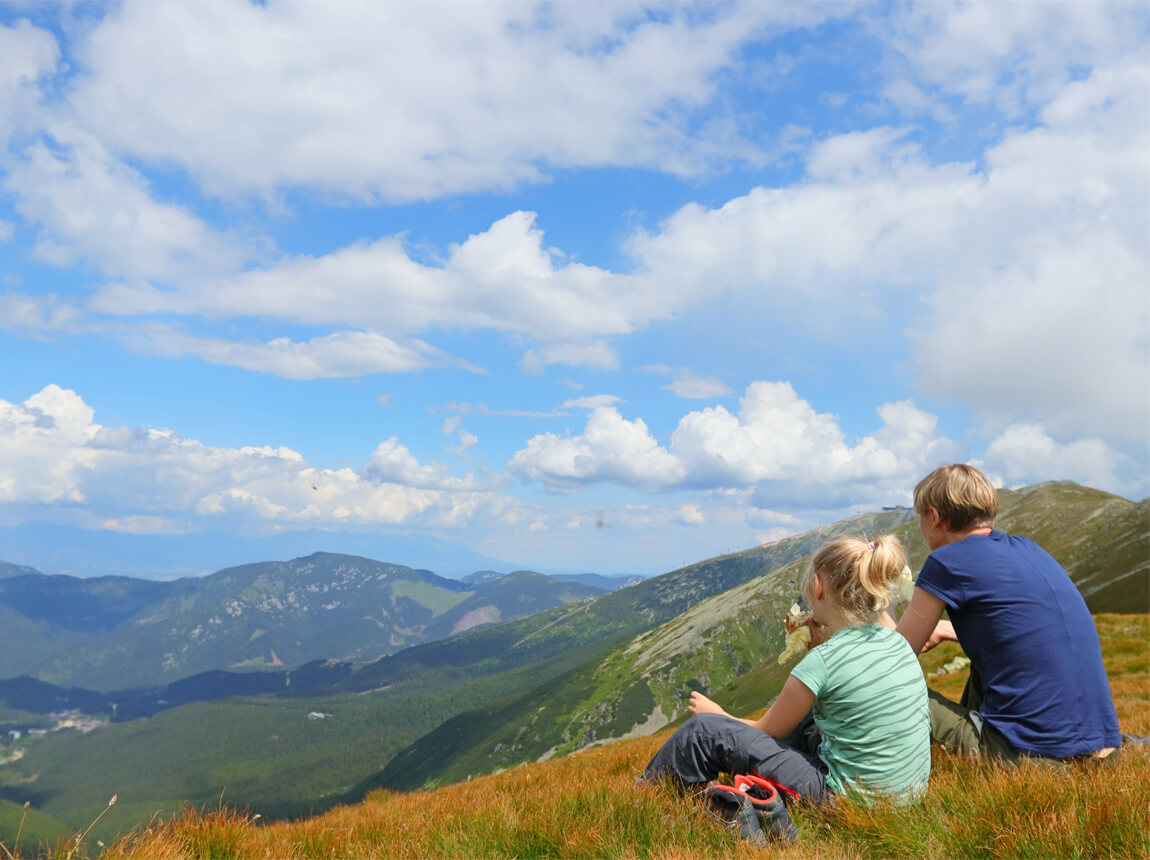 děti, horská turistika, svačiny 