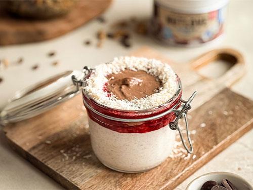 Recept na noční ovesnou kaši s tvarohem a kokosem