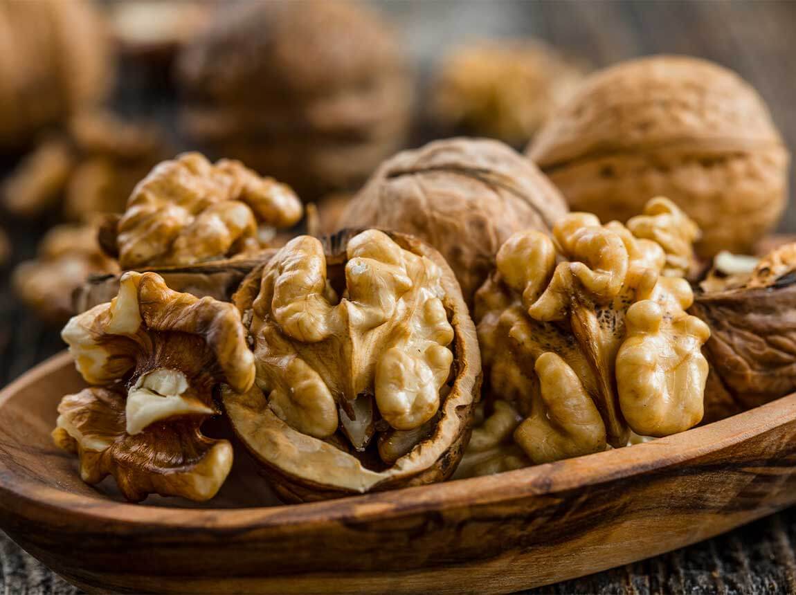 biotin &ndash; v vla&scaron;sk&yacute;ch oře&scaron;&iacute;ch